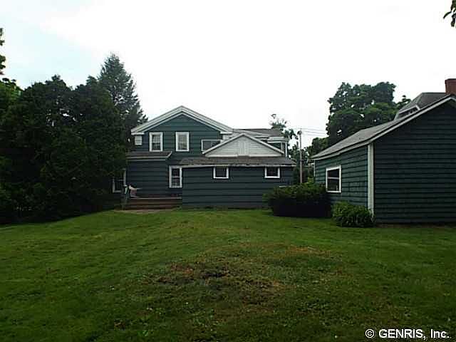 1st image of 5 E Oneida St