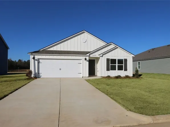 11623 McCord Ln, Moundville, AL 35474