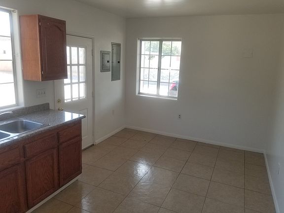 3rd image of 15824 Fellowship St #G