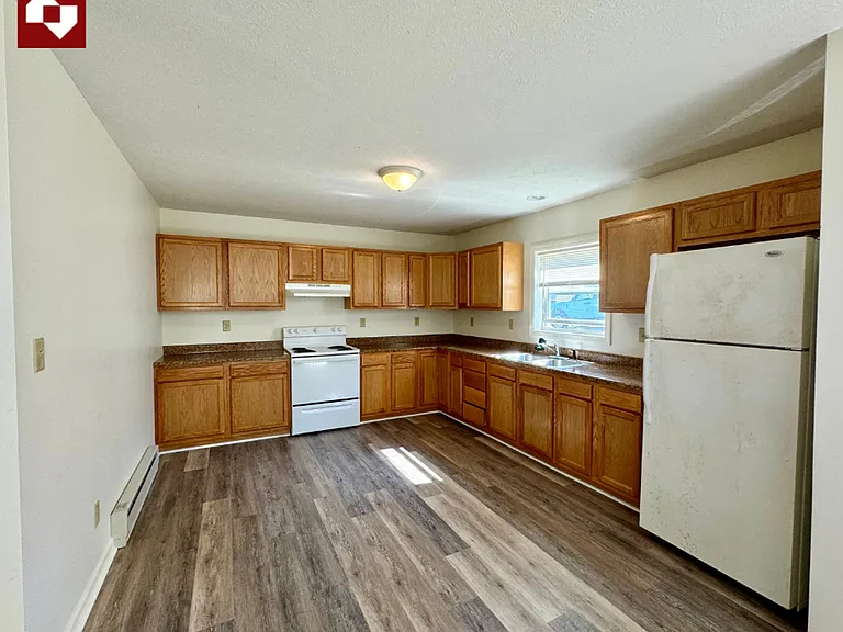 646-650 Hillwood Dr #652 — Photo 12
