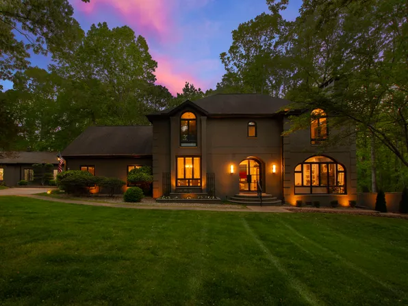 10805 The Olde Pl, Raleigh, NC 27614