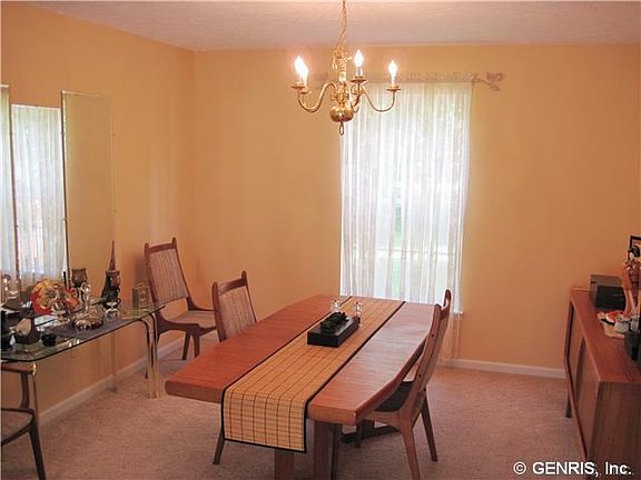 3rd image of 56 Sparrow Dr