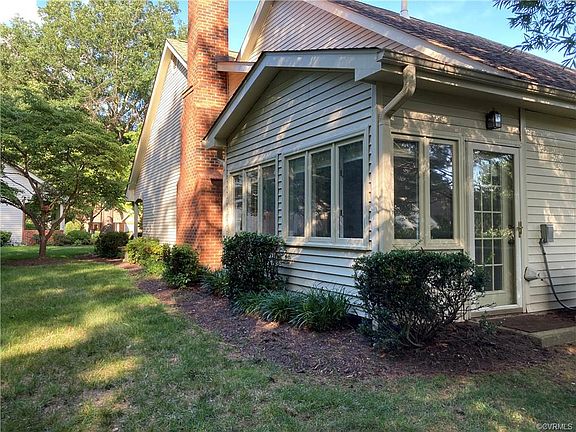 5th image of 3116 Windmoor Ct #9