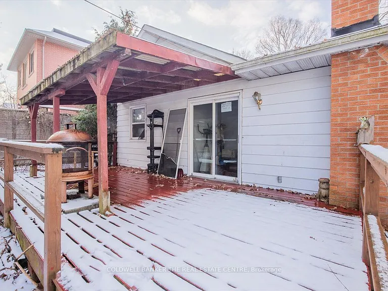 24 Maple St — Photo 48