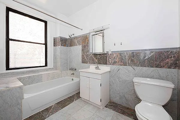 Rented by Jonis Realty | media 18