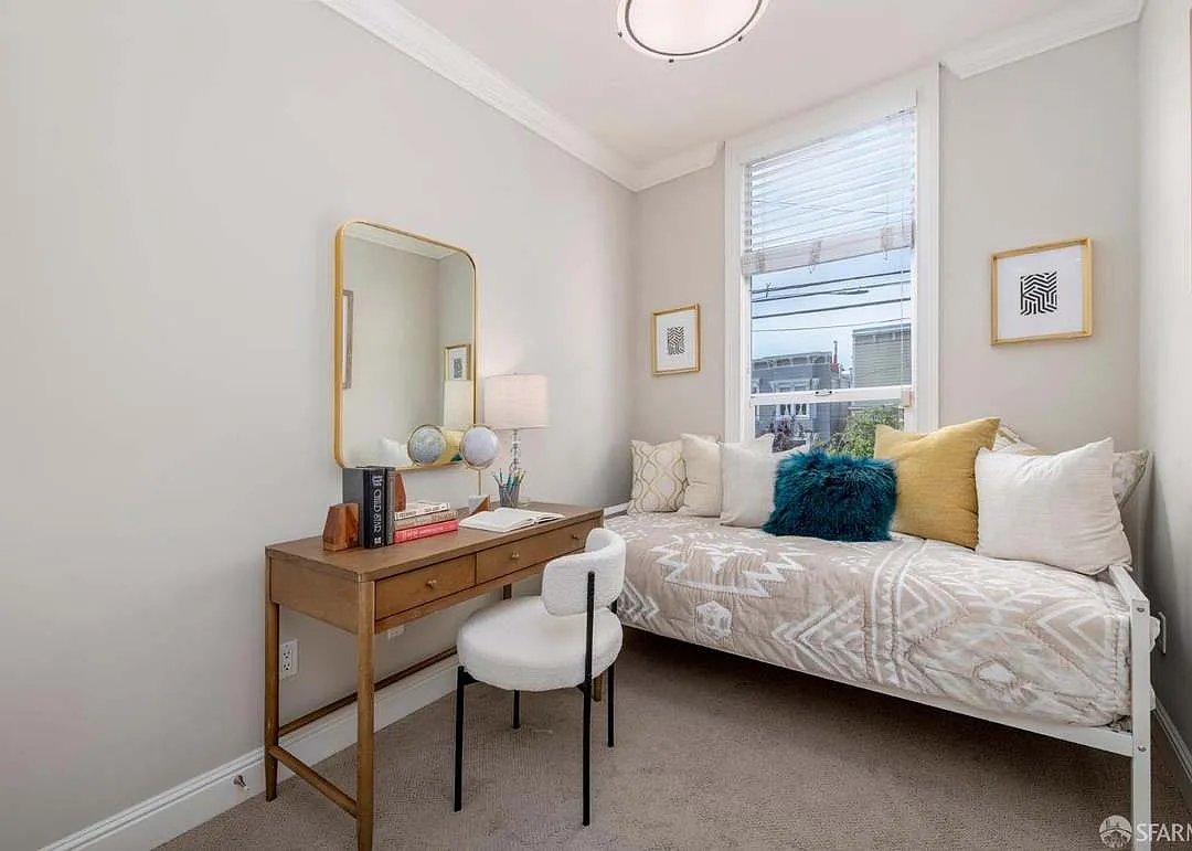 2 bed, 1304 sqft, $4,000 — Photo 1