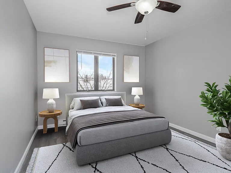 410 Fox Shores Dr — Photo 6