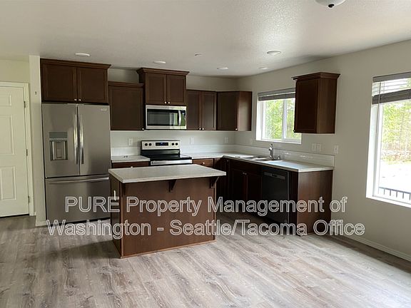 2nd image of 2815 416th St E Unit Adu