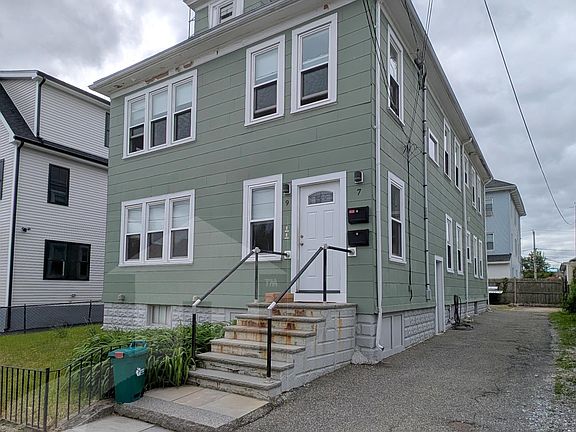 4th image of 9 Bonner Ave #1