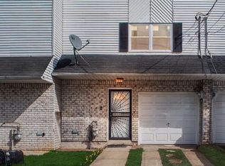 29 Grandview Ave, Staten Island, NY