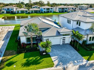 9452 Riverside Dr, Boca Raton, FL 33428