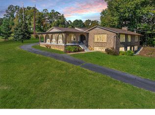 1080 Hidden Valley Rd, Kingsport, TN 37663