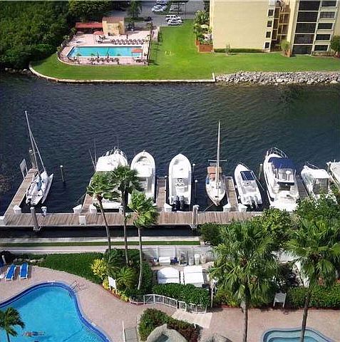 2nd image of 3530 Mystic Pointe Dr APT 1201
