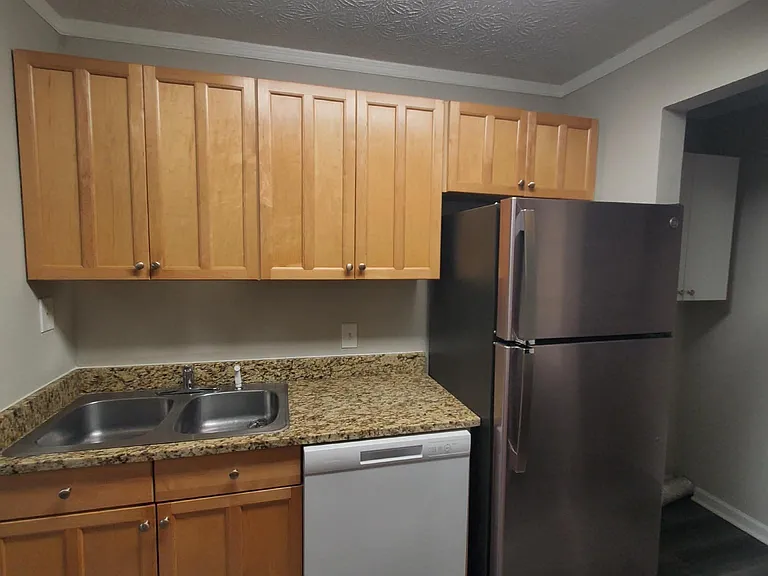 2396 Lawrenceville Hwy #F — Photo 7