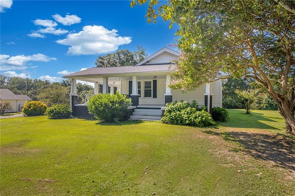 1023 Gentry Mem Hwy, Easley, SC 29640 MLS 20267997 Zillow