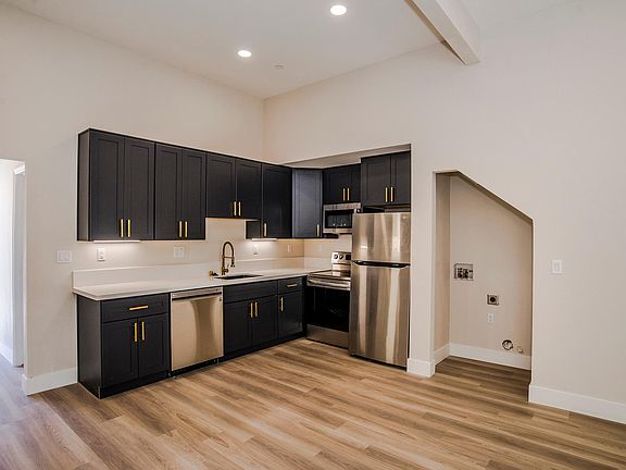 2nd image of 609 Court St Suite C