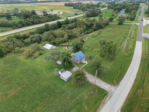 224 NW 3rd Ave, Trenton, MO 64683