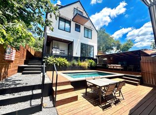 1914 E 8th St, Austin, TX 78702