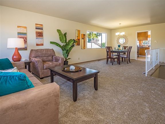 3rd image of 691 Juana Ave