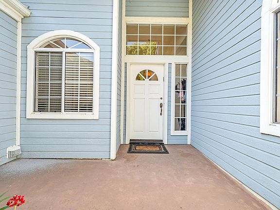 5th image of 5050 Golden Nugget Way