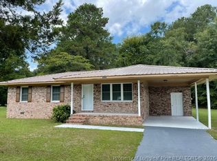 1175 Sand Hill Rd, Hope Mills, NC 28348