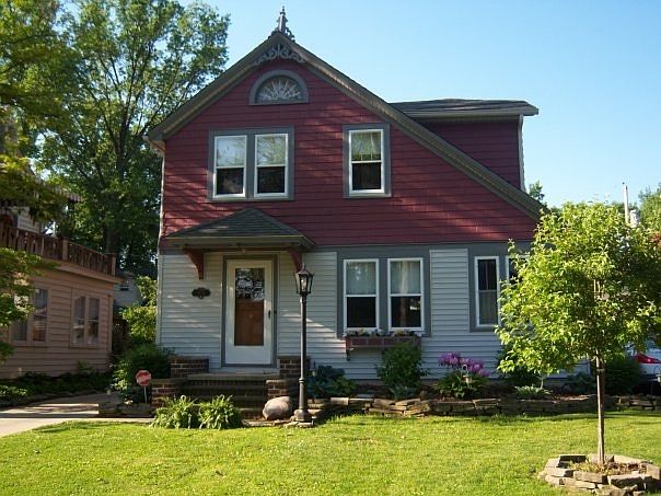 1st image of 333 Denison Ave