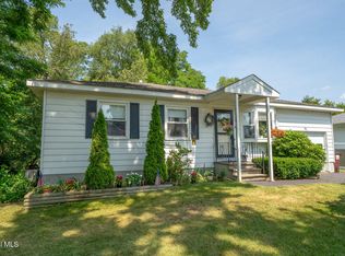 37 Linton Ave, Albany, NY 12205