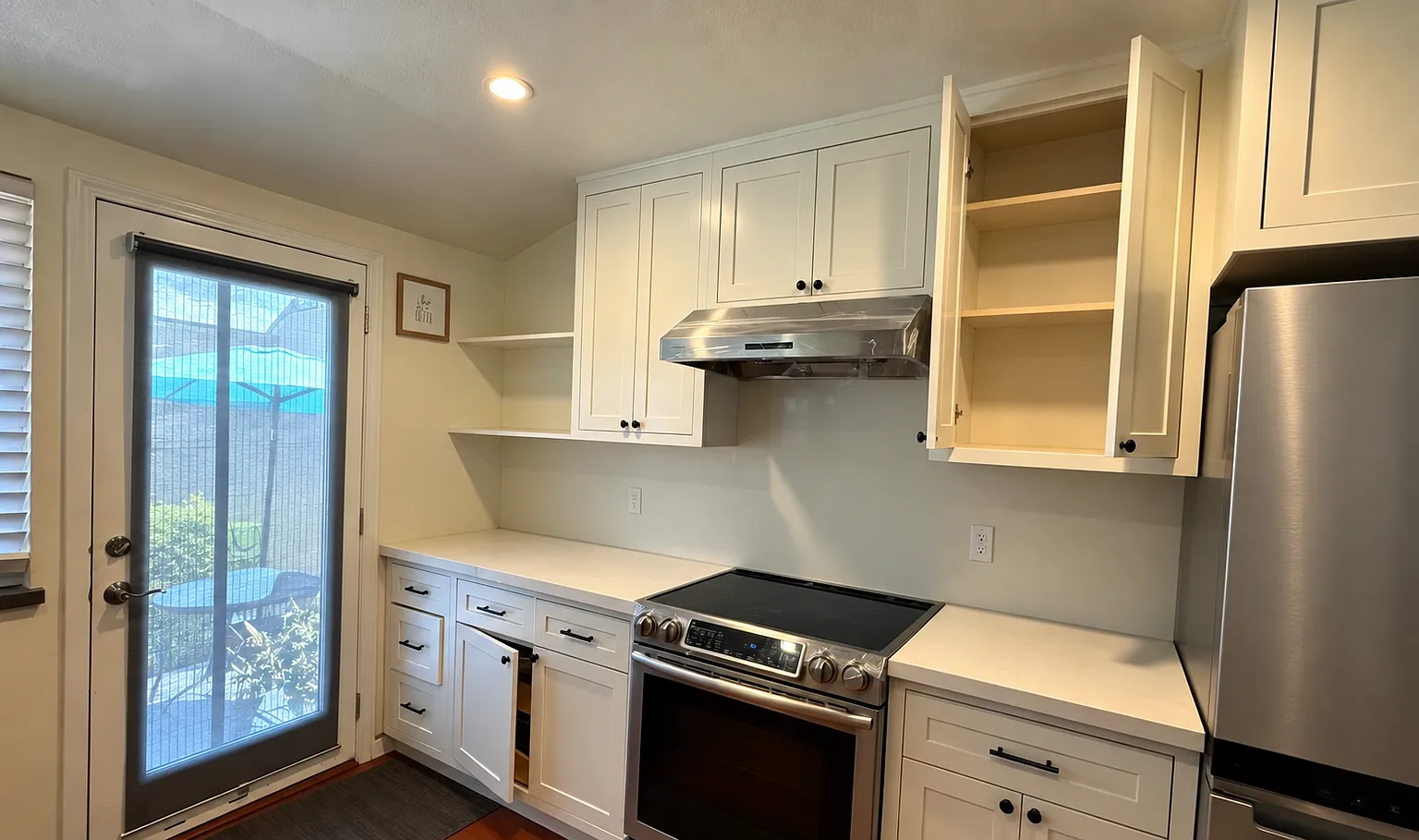 2 bed, 1042 sqft, $5,000 — Photo 2