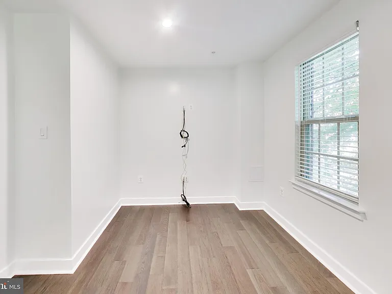 8012 Spring Arbor Dr — Photo 33