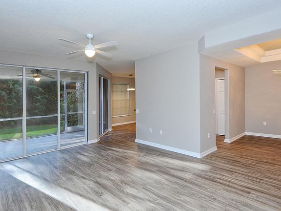 3rd image of 7155 Prosperity Cir