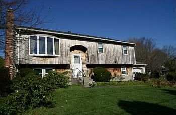 2nd image of 4 Bob White Ln