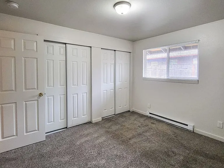 861 Chemawa Rd N — Photo 23