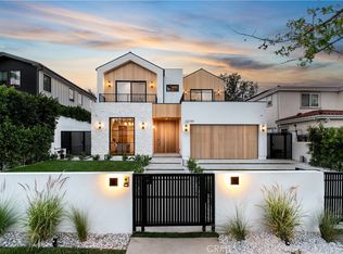 16749 Addison St, Encino, CA 91436