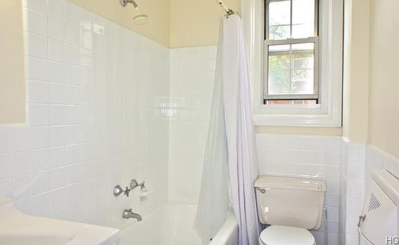 3rd image of 1332 Midland Ave APT 3G