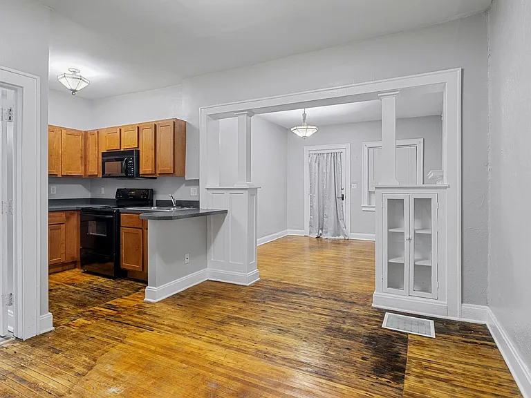 Historic Audubon Court — Photo 23