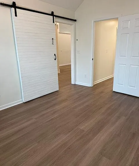 920 Charles Hall Dr — Photo 15