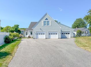 3 Parker Cir, Saco, ME 04072