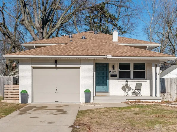 319 Orchard Dr, Oakwood, OH 45419