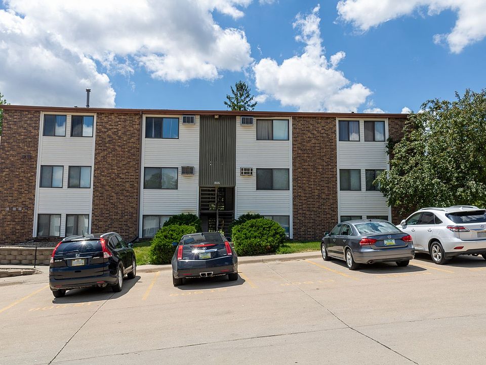 1st image of 910 Benton Dr APT 14