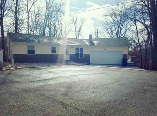138 Woodhill Dr, Bedford, IN