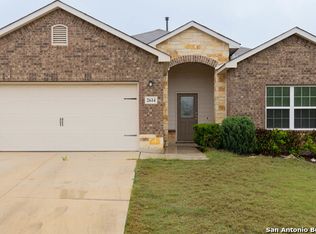 2614 Pismo Bch, Converse, TX 78109