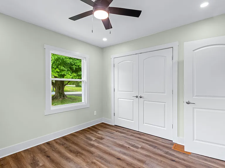 3908 Plymouth Rd — Photo 7