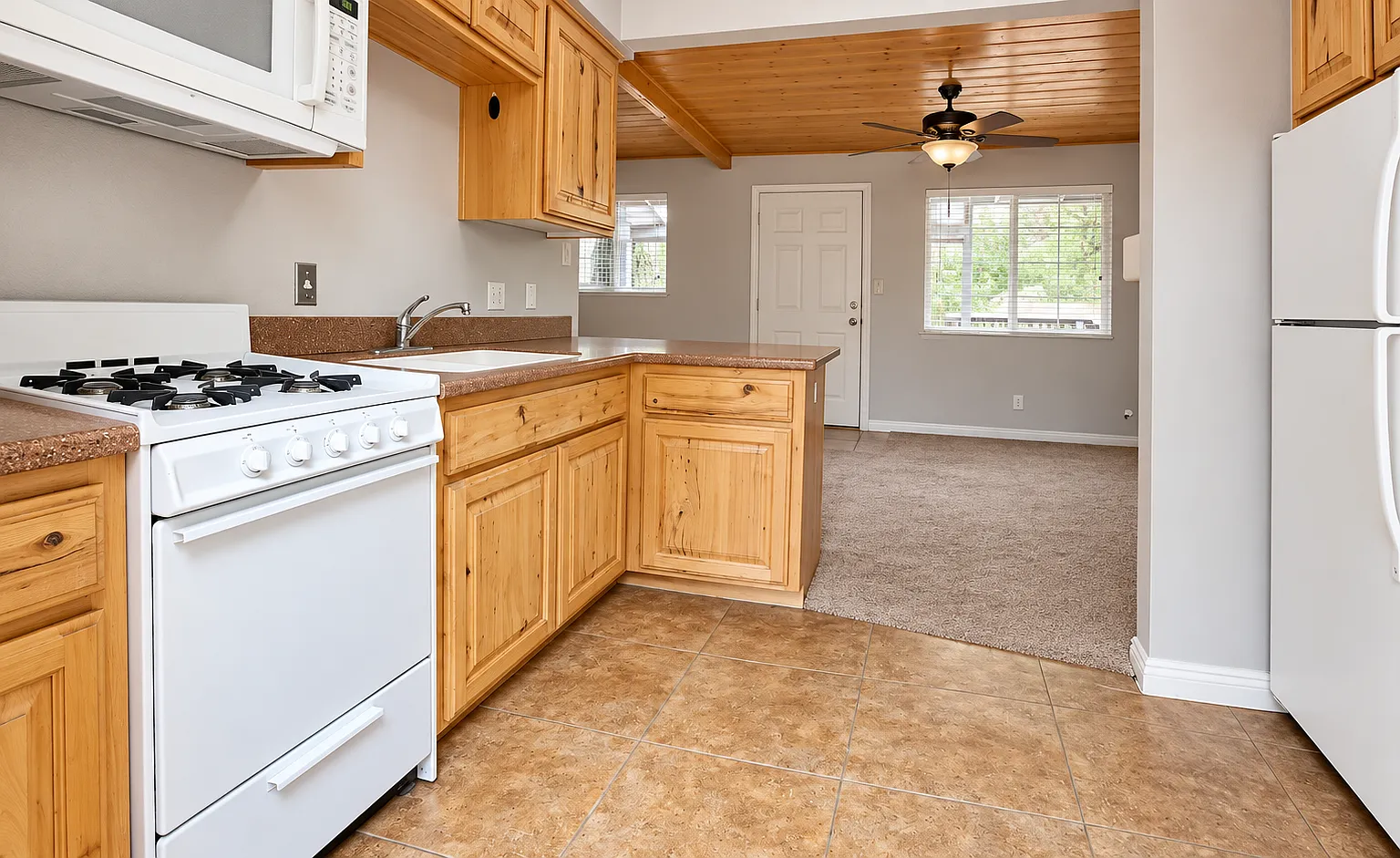 33807 Green Valley Lake Rd — Photo 4