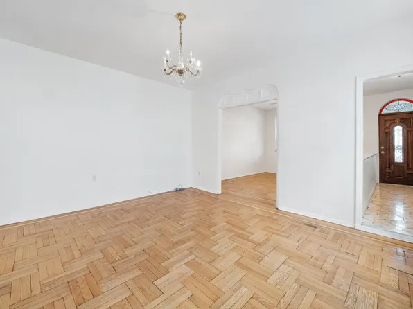 114 Terrace Place image 12 of 28