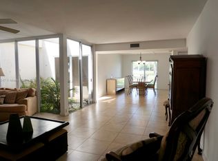 7601 SW 102nd Pl, Miami, FL 33173