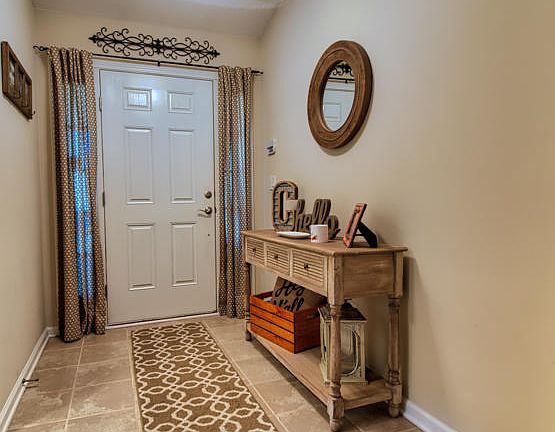 2nd image of 86030 Montecarlo Ct