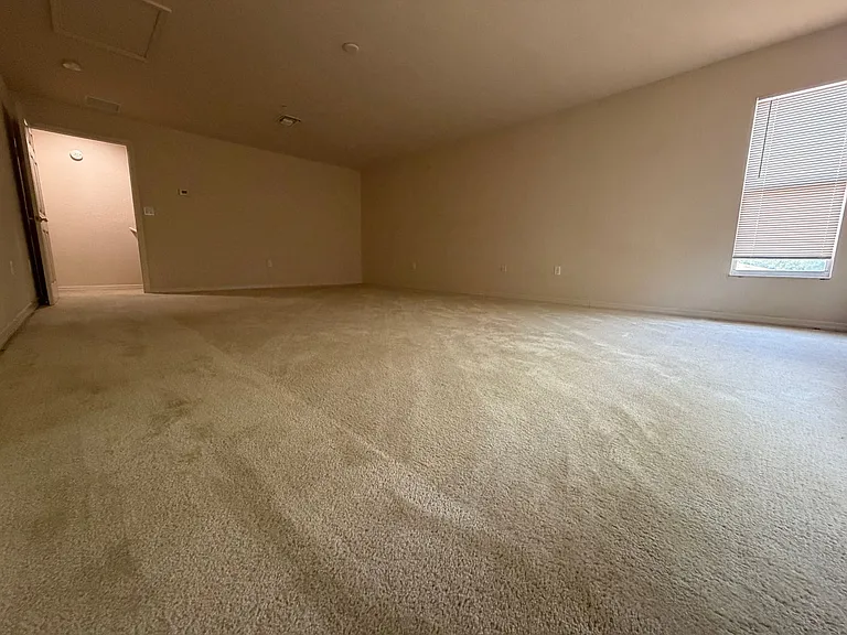 4633 1st Ave E — Photo 24