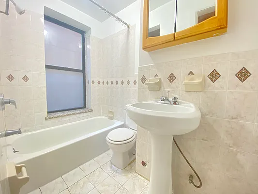 Rented by Union Square Property Management | media 15