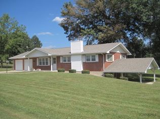 29317 Country Club Rd, California, MO 65018