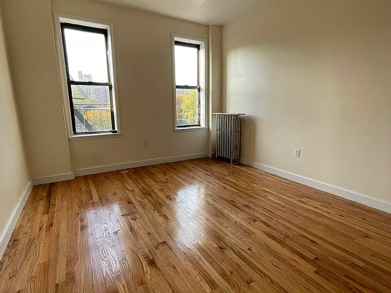 170 Linden St #2E — Photo 2